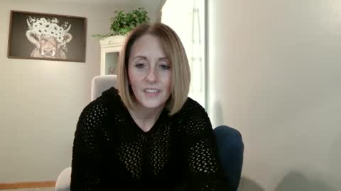 Jolie online show from 03-26-26, 01:28