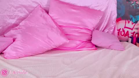 Belle online show from 04-06-26, 12:52