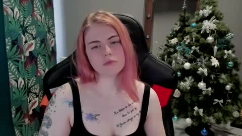 Snapshot of jolly_doll_ chatting on 12-17-24, 03:50 Jolly online show from 12-17-24, 03:50