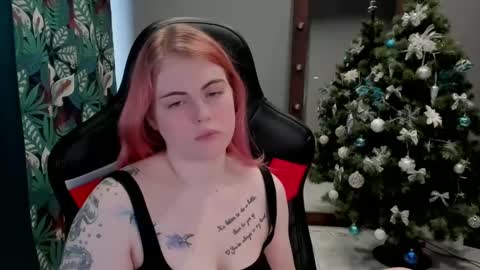 Snapshot of jolly_doll_ chatting on 12-17-24, 07:07 Jolly online show from 12-17-24, 07:07