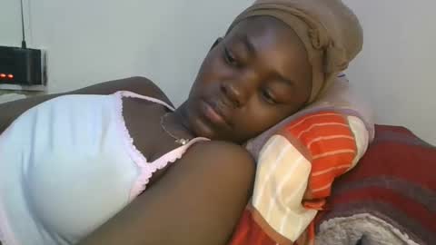 jollynabeb online show from 09-27-25, 10:04