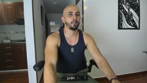 Snapshot of jon_bukowski chatting on 12-18-24, 01:26 Jon online show from 12-18-24, 01:26