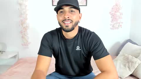 Snapshot of jon_bukowski chatting on 11-17-25, 07:52 Jon online show from 11-17-25, 07:52