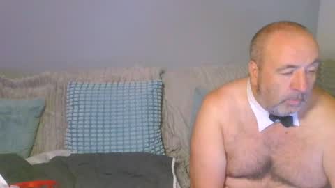 Snapshot of jona51 chatting on 07-14-26, 09:09 jona51 online show from 07-14-26, 09:09
