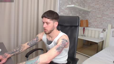 JonahShaw online show from 04-08-26, 04:34