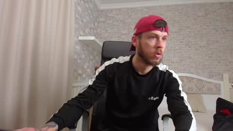 JonahShaw online show from 04-20-26, 03:53