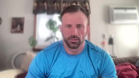 Snapshot of jonariesxxx chatting on 05-04-26, 11:17 Jon Aries online show from 05-04-26, 11:17