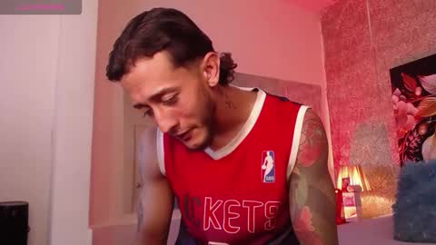 Jonas  online show from 01-15-26, 06:44