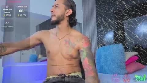 Jonas  online show from 04-15-26, 06:59