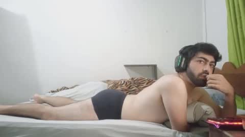 jonasf2525 online show from 02-24-26, 03:59