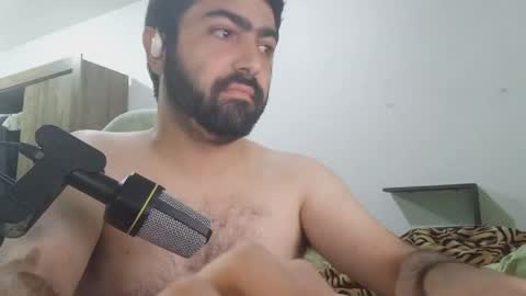 jonasf2525 online show from 04-10-26, 01:00