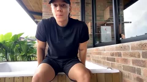 Jonathan Danielss  online show from 02-22-25, 04:09