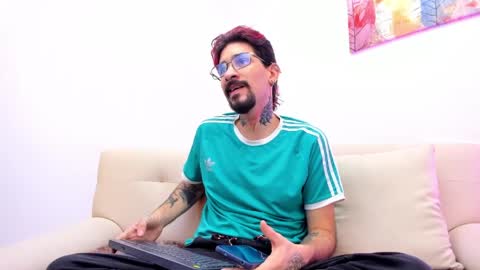 jonathan_sinn online show from 05-27-26, 03:47