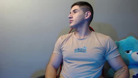 jonathancast08 online show from 01-18-25, 08:51