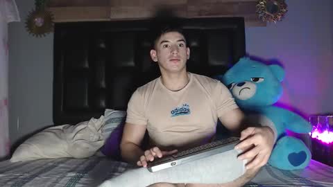 jonathancast08 online show from 01-26-25, 02:08