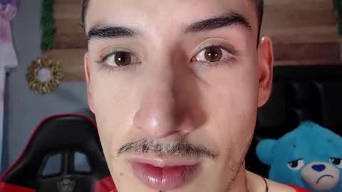 jonathancast08 online show from 03-07-25, 05:08