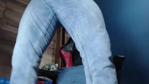 jonathancast08 online show from 09-12-25, 03:01