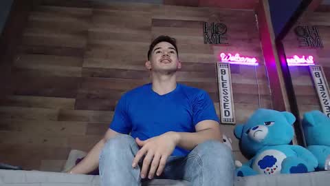 jonathancast08 online show from 09-29-25, 05:18