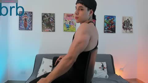 Instagram jonathanfit14 online show from 04-21-26, 02:51