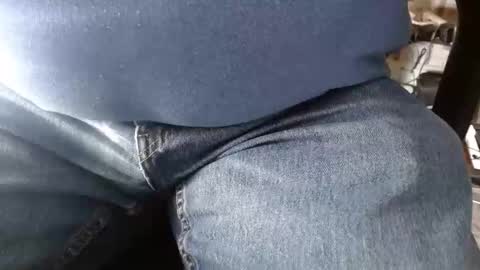 joncpics online show from 10-16-25, 02:18