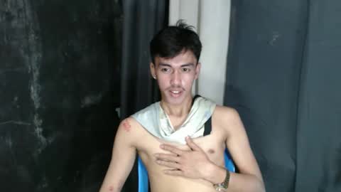 Snapshot of jonel_xx chatting on 03-21-26, 03:33 jonel online show from 03-21-26, 03:33