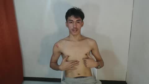 Snapshot of jonel_xx chatting on 04-19-26, 12:54 jonel online show from 04-19-26, 12:54