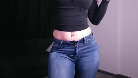 AlesyaJ online show from 03-04-25, 07:01