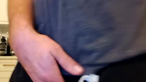 Snapshot of jonesy420xoo chatting on 12-31-24, 04:06 jonesy420xoo online show from 12-31-24, 04:06