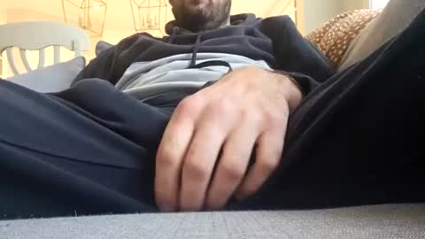 Snapshot of jonesy420xoo chatting on 01-05-25, 06:24 jonesy420xoo online show from 01-05-25, 06:24