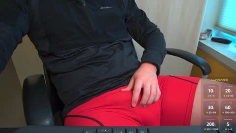 Snapshot of joneszy145 chatting on 01-25-25, 08:21 WhteGuy online show from 01-25-25, 08:21