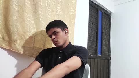 Snapshot of jonhsebastiann chatting on 09-17-25, 06:26 John online show from 09-17-25, 06:26