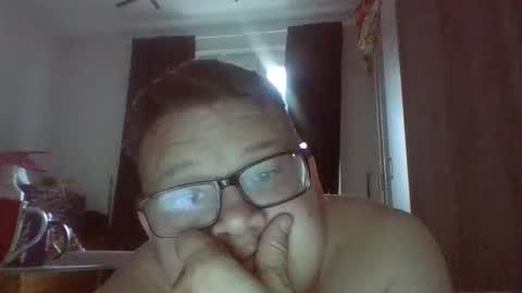 Snapshot of joni90ok chatting on 10-26-25, 01:39 joni90ok online show from 10-26-25, 01:39