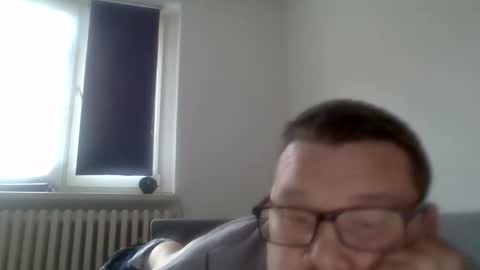 Snapshot of joni90ok chatting on 03-29-26, 02:06 joni90ok online show from 03-29-26, 02:06