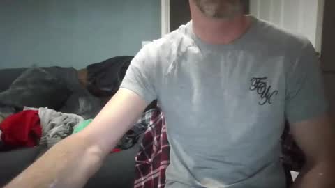 Snapshot of jonlow1 chatting on 12-15-24, 02:48 jonlow1 online show from 12-15-24, 02:48