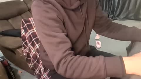 jonlow1 online show from 01-07-26, 10:45