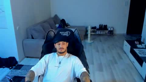 jonnyporn1 online show from 10-23-25, 11:03