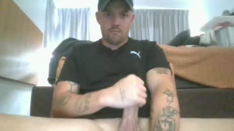 jonoy1995 online show from 02-04-25, 04:37