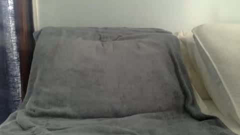 jonsmithx3x online show from 02-17-25, 03:31