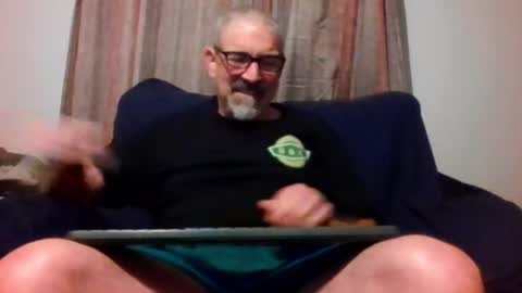 Jon online show from 11-04-25, 02:54