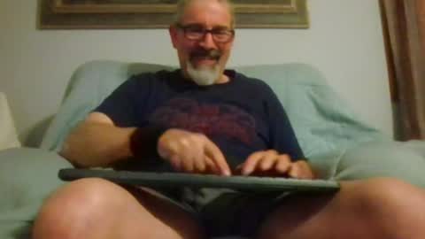 Jon online show from 04-01-26, 01:06