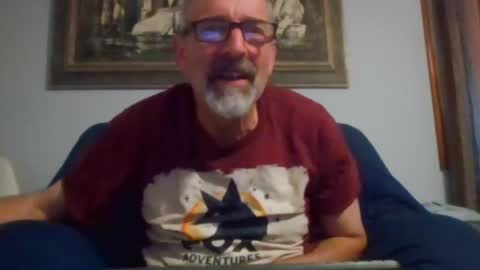 Snapshot of jony_five chatting on 05-09-26, 08:58 Jon online show from 05-09-26, 08:58