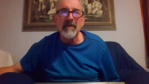 Snapshot of jony_five chatting on 05-12-26, 12:52 Jon online show from 05-12-26, 12:52