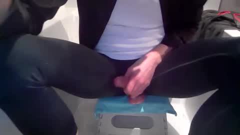 jordie198902 online show from 12-20-25, 09:11