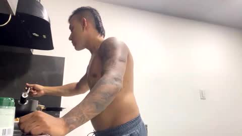 Snapshot of jordylatin202 chatting on 02-09-25, 06:01 DAVID online show from 02-09-25, 06:01