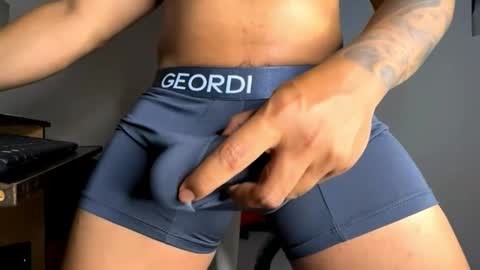 Snapshot of jordylatin202 chatting on 09-17-25, 11:39 DAVID online show from 09-17-25, 11:39