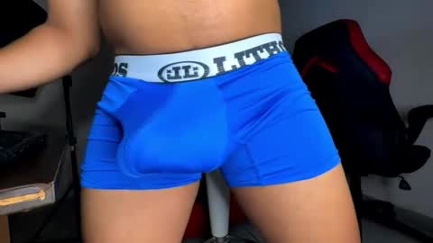 Snapshot of jordylatin202 chatting on 10-03-25, 11:02 DAVID online show from 10-03-25, 11:02