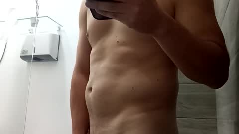 Snapshot of jorgelatino1919 chatting on 01-07-26, 02:47 jorgelatino1919 online show from 01-07-26, 02:47