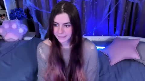 Snapshot of jorougumo chatting on 10-31-25, 05:03 Rose online show from 10-31-25, 05:03