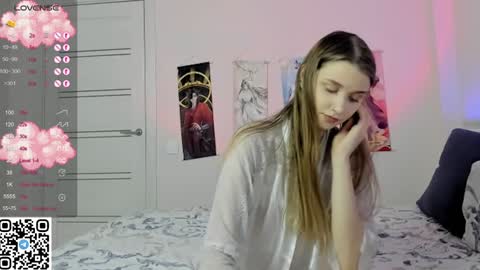Snapshot of jorroger chatting on 12-15-24, 10:50 Mila online show from 12-15-24, 10:50