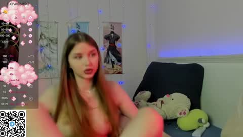 Snapshot of jorroger chatting on 02-05-25, 02:40 Mila online show from 02-05-25, 02:40